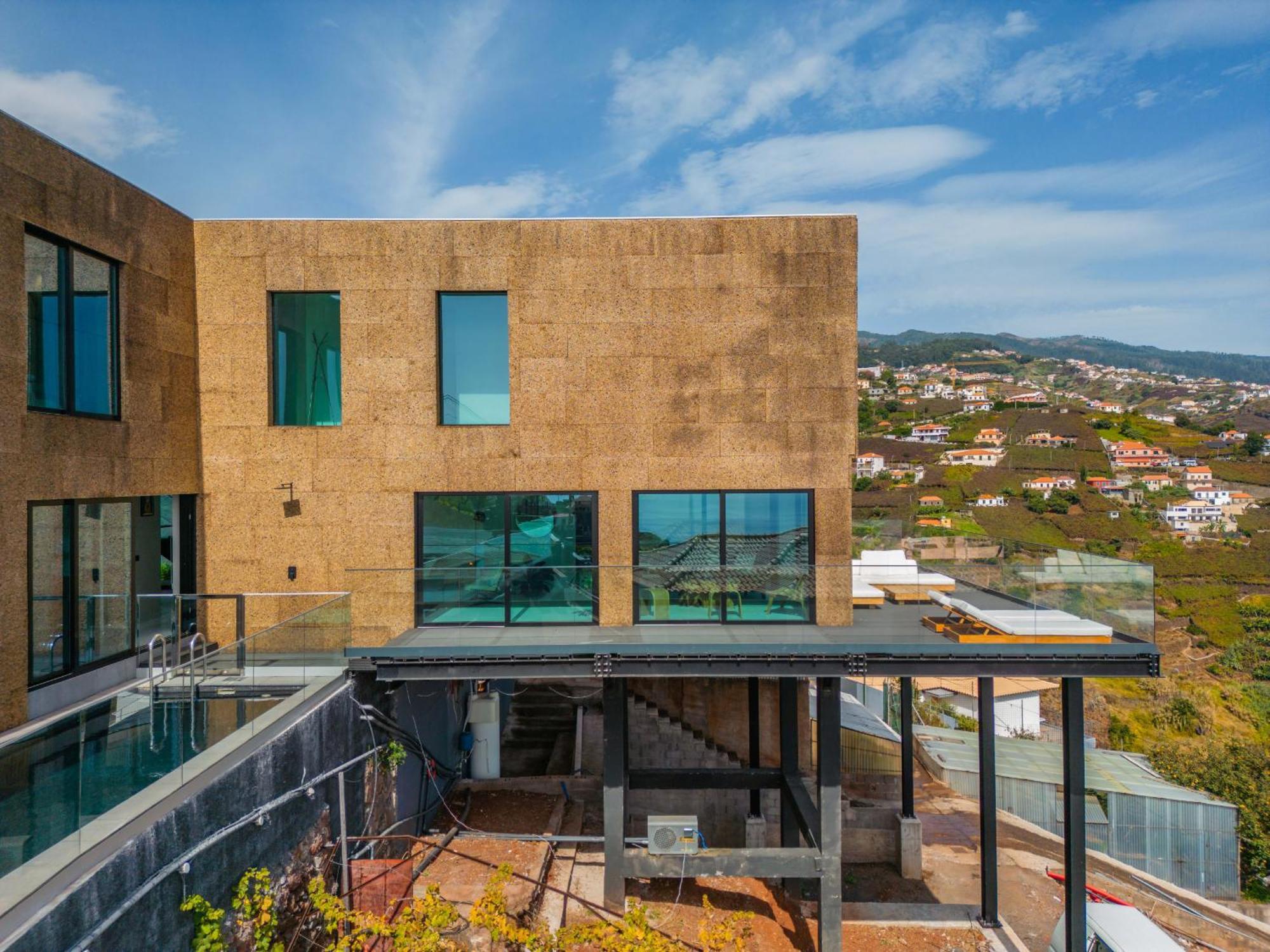 House Of Cork And Ivy - By Wehost Villa กามารา ดิ โลบุช ภายนอก รูปภาพ
